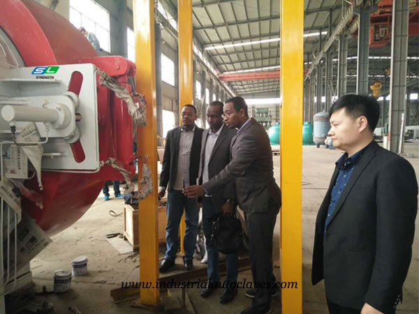 Sudan Customers Visited our factory for autoclave Composite