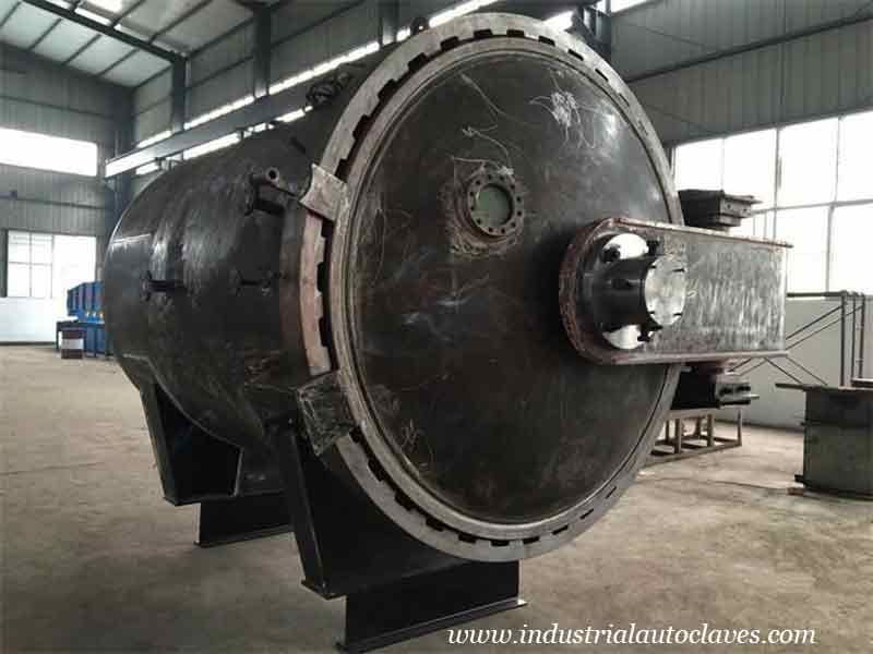 Mexico Customer Has Visited Pressure Vessel Factory For Autoclave Curing Process