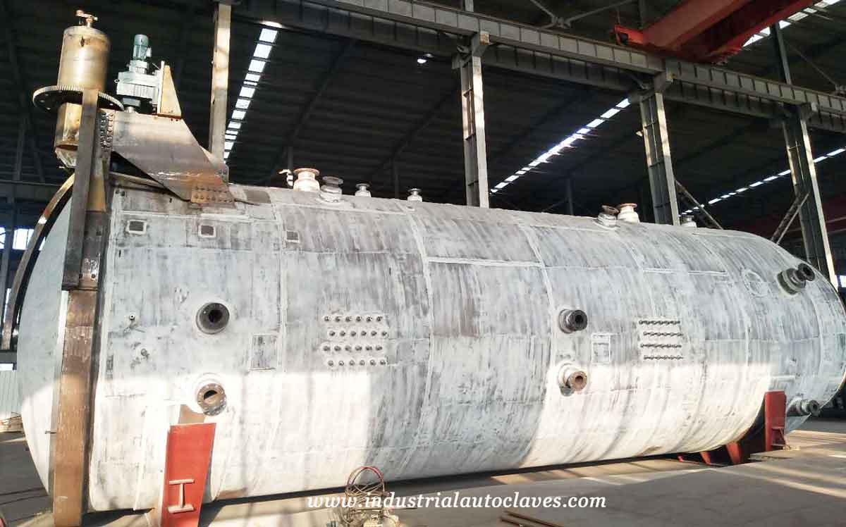 Carbon fiber autoclave