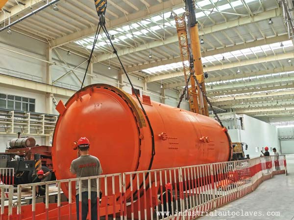4.5×10M Large Size High Pressure Autoclave Delivered to Qingdao Fuxing High Speedy Train Research Center 4