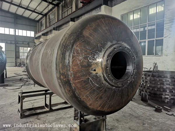ASME Standard Composite Material Autoclave Reactor Will be Finished Soon