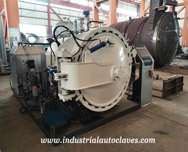 380℃-Horizontal-Carbon-Fiber-Autoclave-was-Delivered-to-TianJin-3.