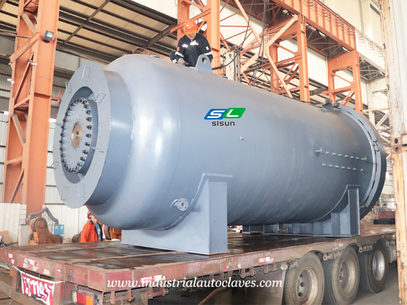Dalian repurchased pressurizing and heating composite autoclave successfully delivery to the customer.2