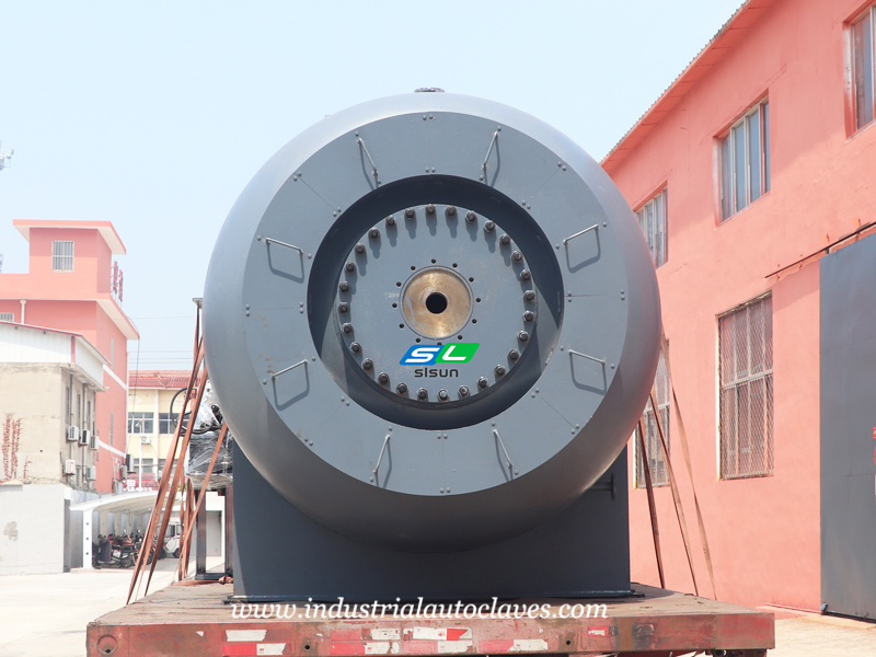Dalian repurchased pressurizing and heating composite autoclave successfully delivery to the customer.2