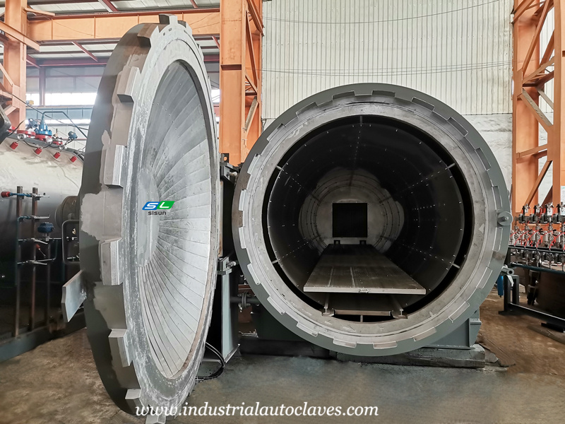 PED-DN2000X8000mm-Large-Autoclave-Shipped-to-Latvia