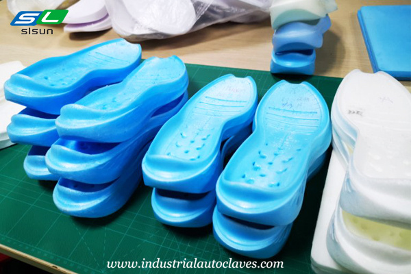 High-Pressure-Physical-Supercritical-Foam-Manufacturers-Solves-the-Imminent-Problem-for-Shoe-Sole-Manufacturers2